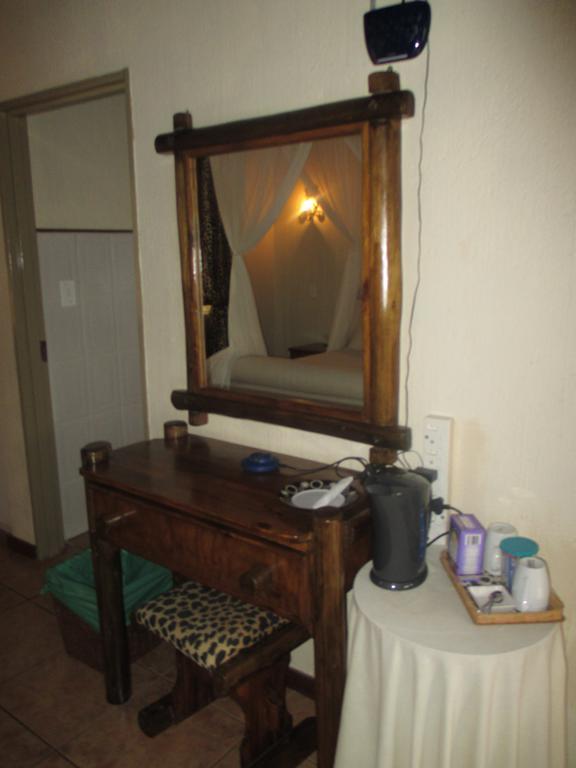 Royal Kruger Lodge Marloth Park Buitenkant foto