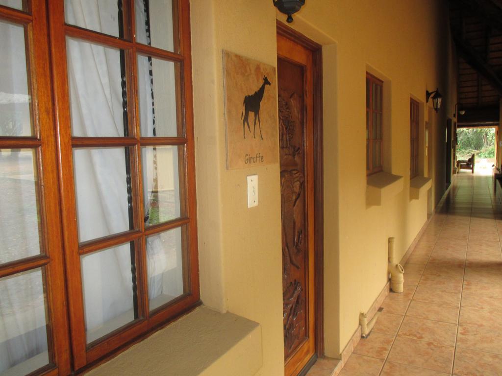 Royal Kruger Lodge Marloth Park Buitenkant foto